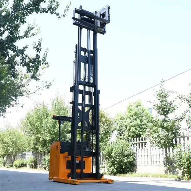 Stohovač na manipuláciu paliet