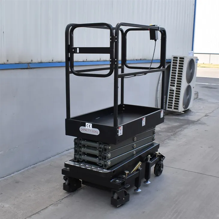 Úzky elektrický nožnicový zdvihák