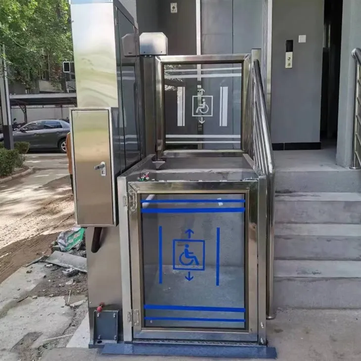 Vertikálne plošinové výťahy pre invalidné vozíky